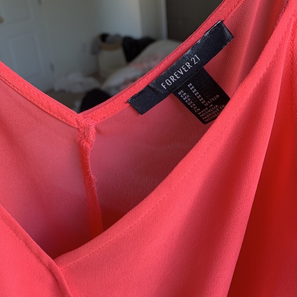 FOREVER 21 Pink chiffon V-neck dress and Vneck back - Picture 2 of 3